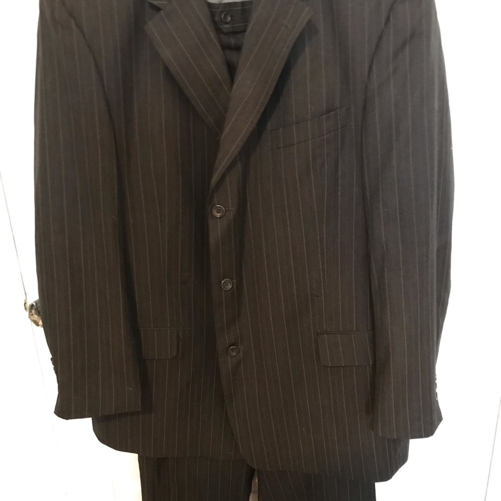Men’s Ferretti Wool Blend Suit 43L Charcoal Gray Pinstripe Worn Once Pants/Cuffs